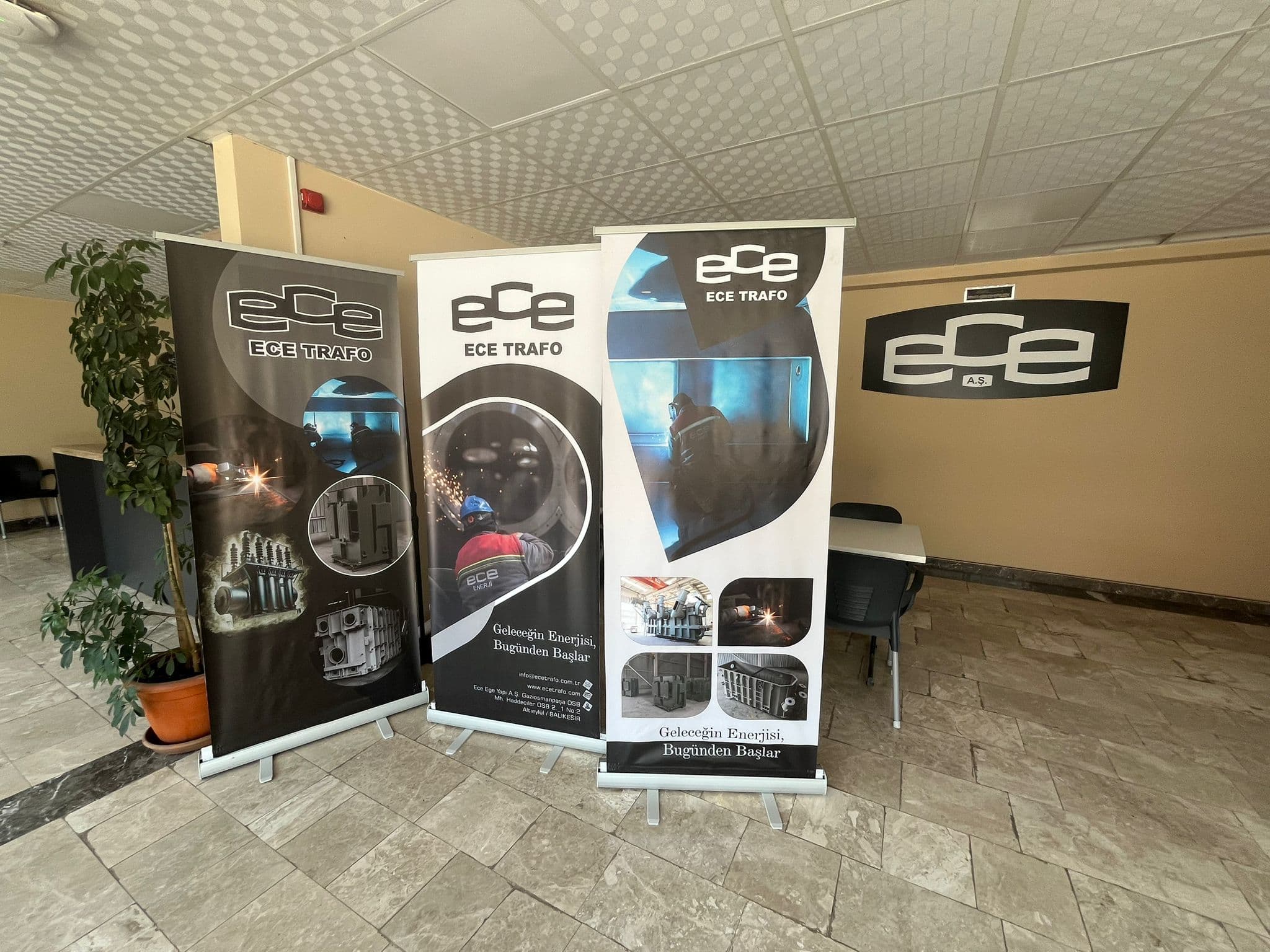 Roll-up Display Üretimi